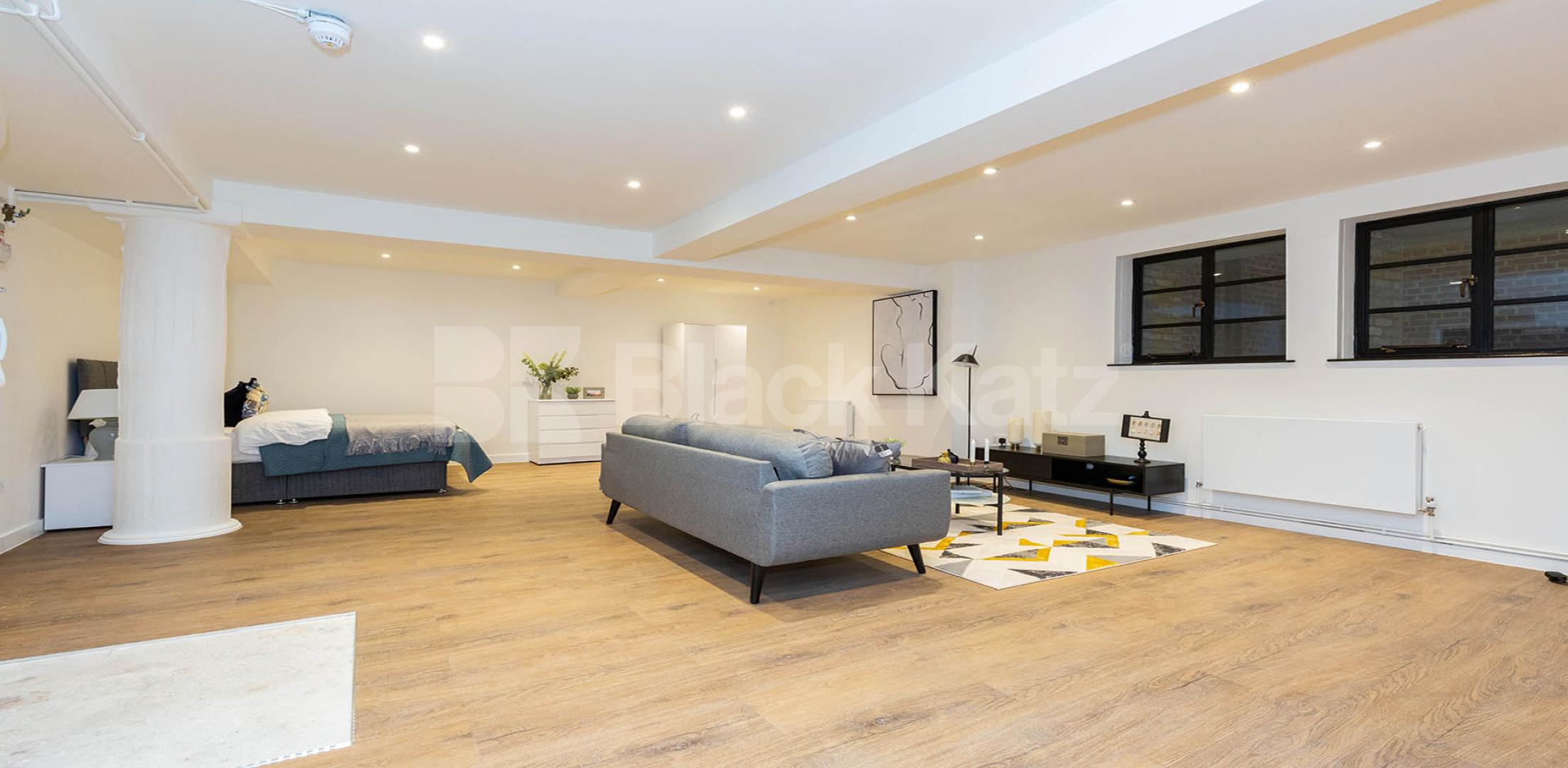 Studio apartment with loft style features in a modern private development  Tyssen Street - Springfield House, Dalston